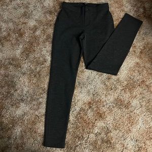 Simply Vera Vera Wang dress pants stretchy Size Small